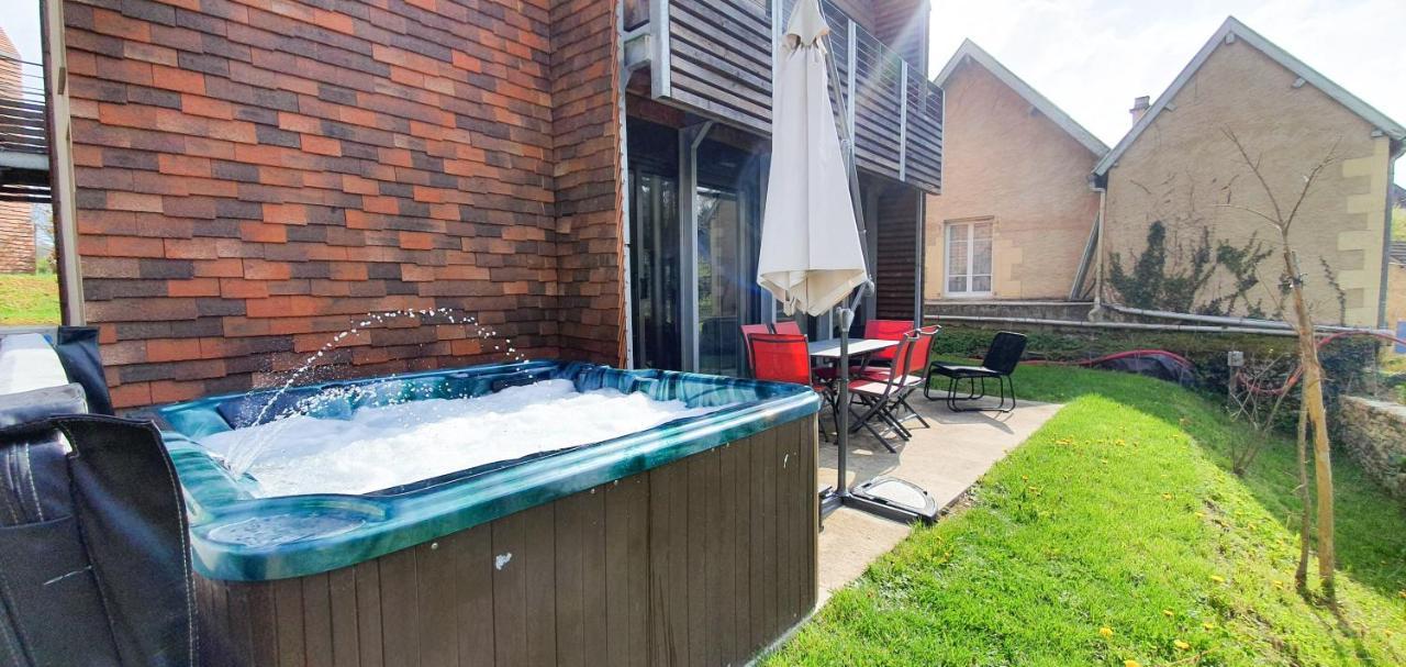 Plein Sud Avec Jacuzzi Privatif Et Parking Prive Apartman Sarlat-la-Canéda Kültér fotó