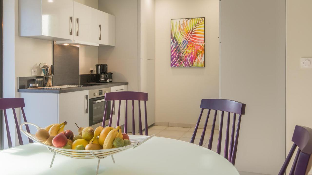 Plein Sud Avec Jacuzzi Privatif Et Parking Prive Apartman Sarlat-la-Canéda Kültér fotó